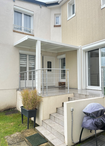 Pose de portail électrique coulissant en aluminium sur-mesure Saint-Romain-de-Colbosc 76430 en Normandie