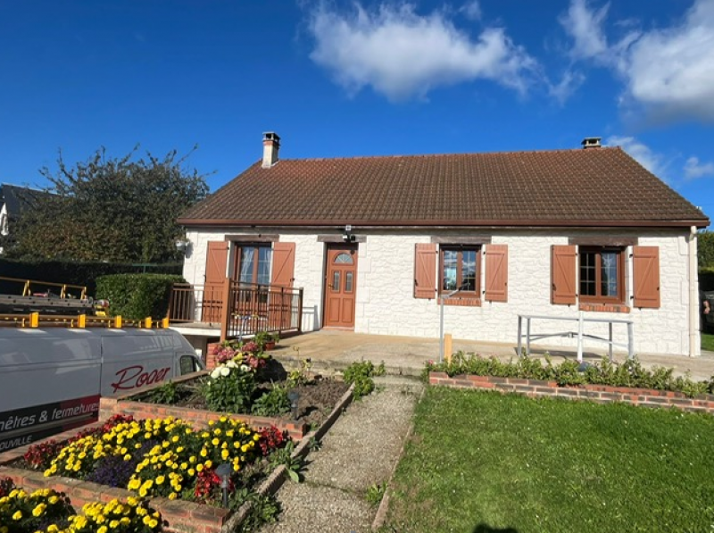 Faire installer des volets battants structuré mat fin 8003 près du Havre