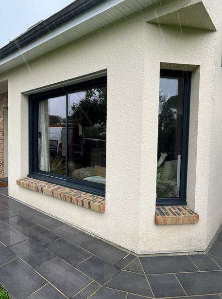 Faire installer des menuiseries ral 7016 près du Havre