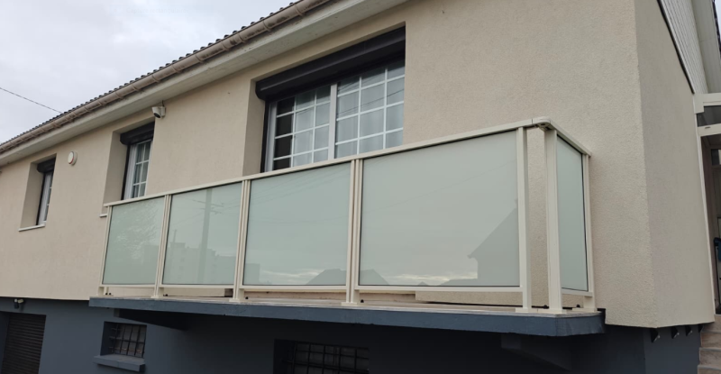 installateur garde-corps aluminium Harfleur