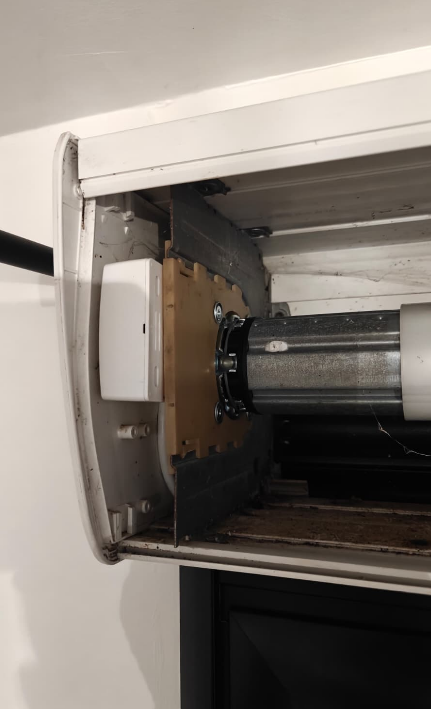 Remplacer sa motorisation de volet roulant par un professionnel près du Havre