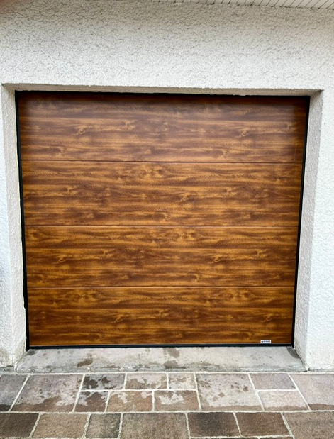 Faire installer une porte de garage sectionnelle par un professionnel de la fermeture sur Le Havre