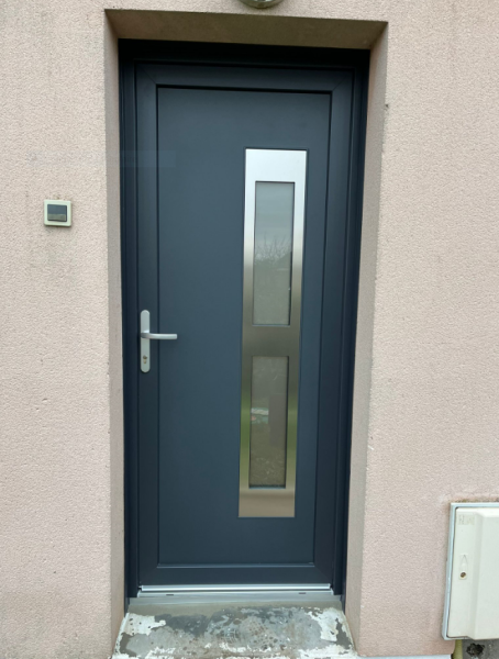 faire installer une porte d'entrée par un professionnel près du Havre