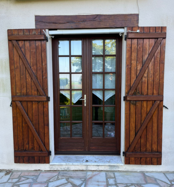 Trouver un installateur de volets battants bois près de Montivilliers