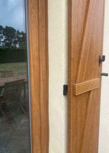 chercher une entreprise de menuiseries près du Havre pour me changer mes volets