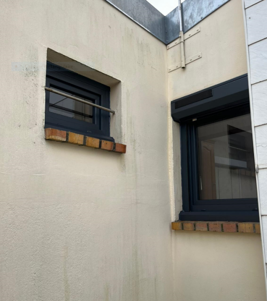 Faire installer des fenêtres gris anthracite par un professionnel sur le Havre