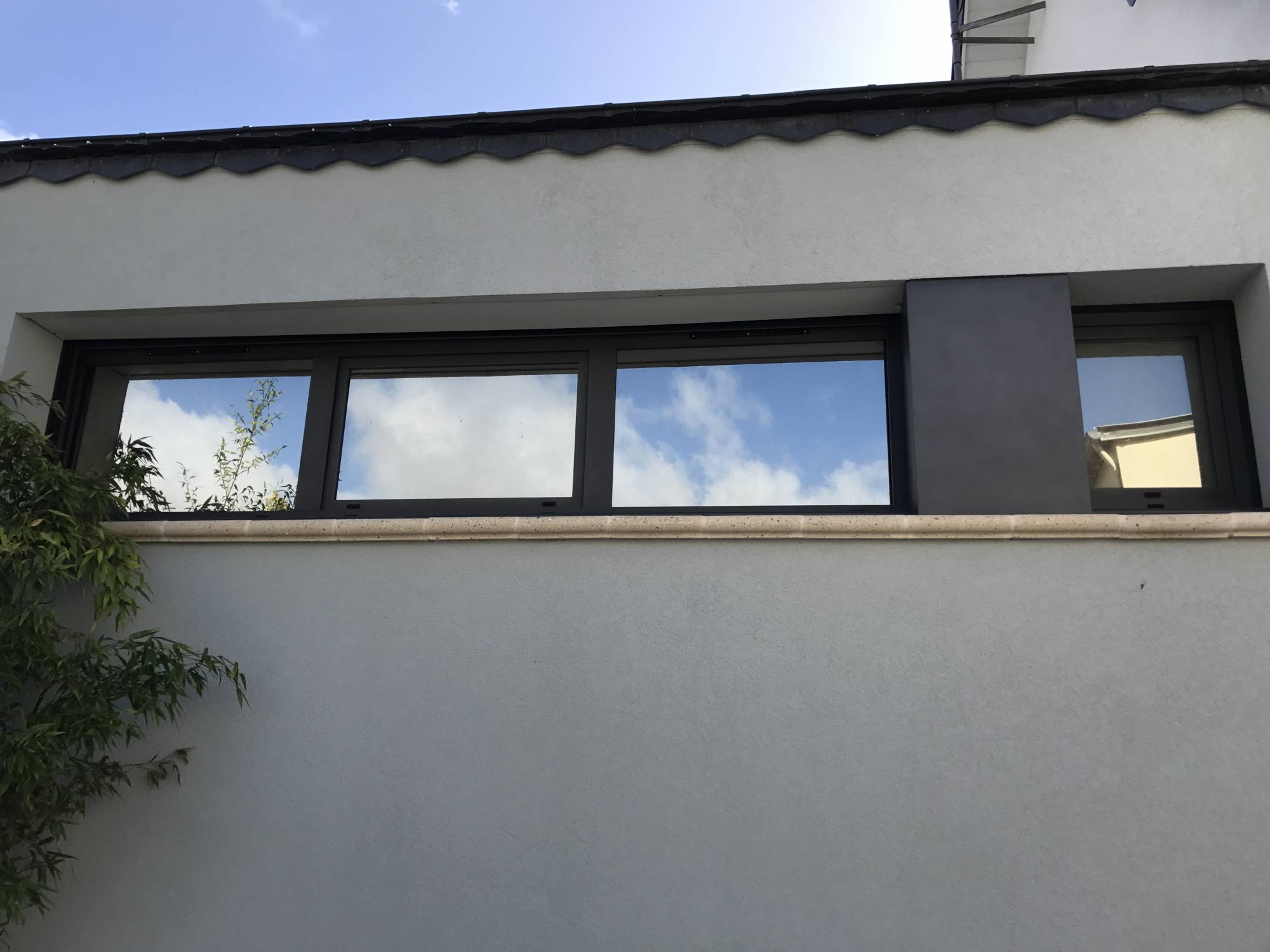 Fenêtre en aluminium gris le havre