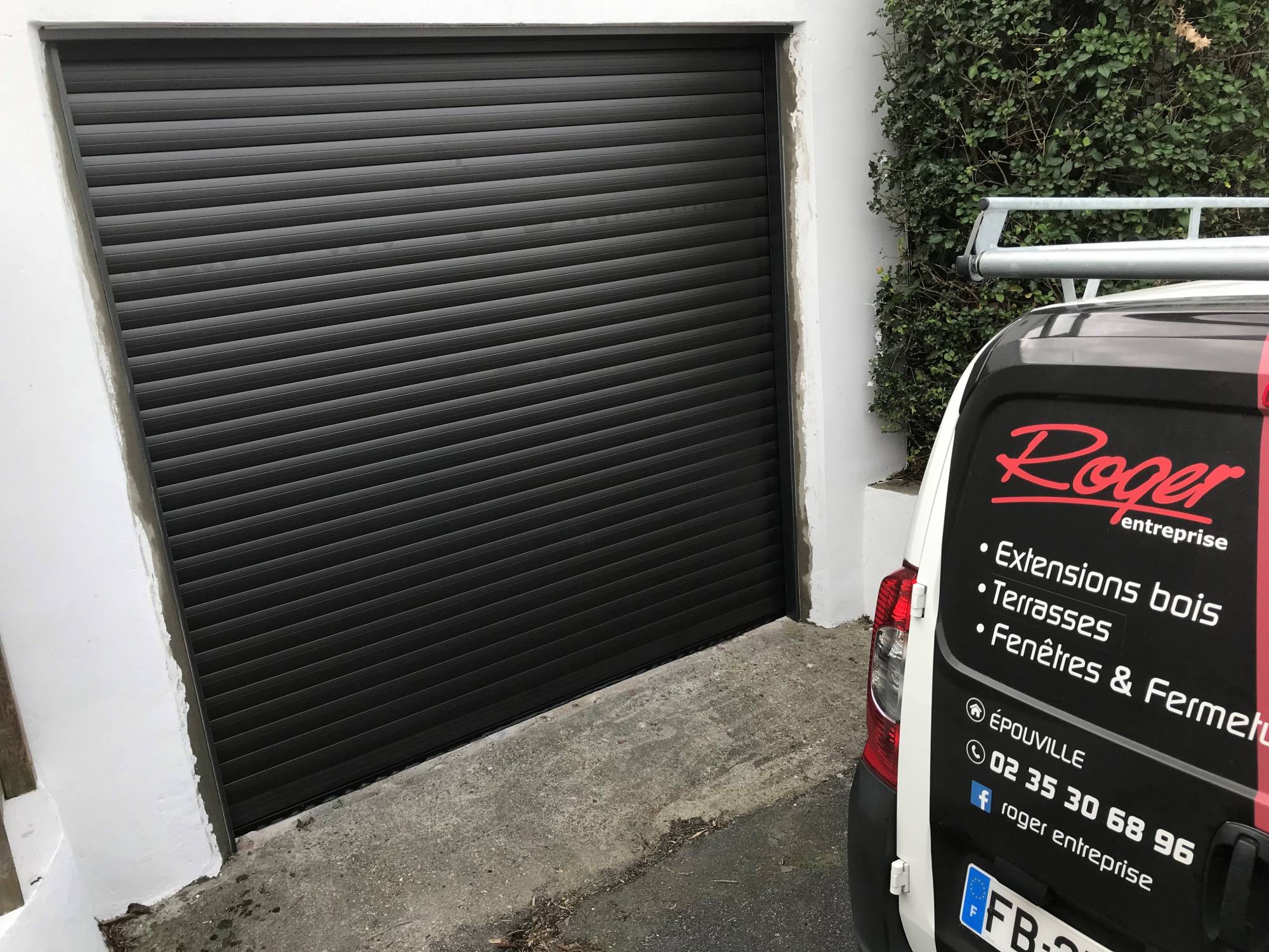 PORTE DE GARAGE A ENROULEMENT